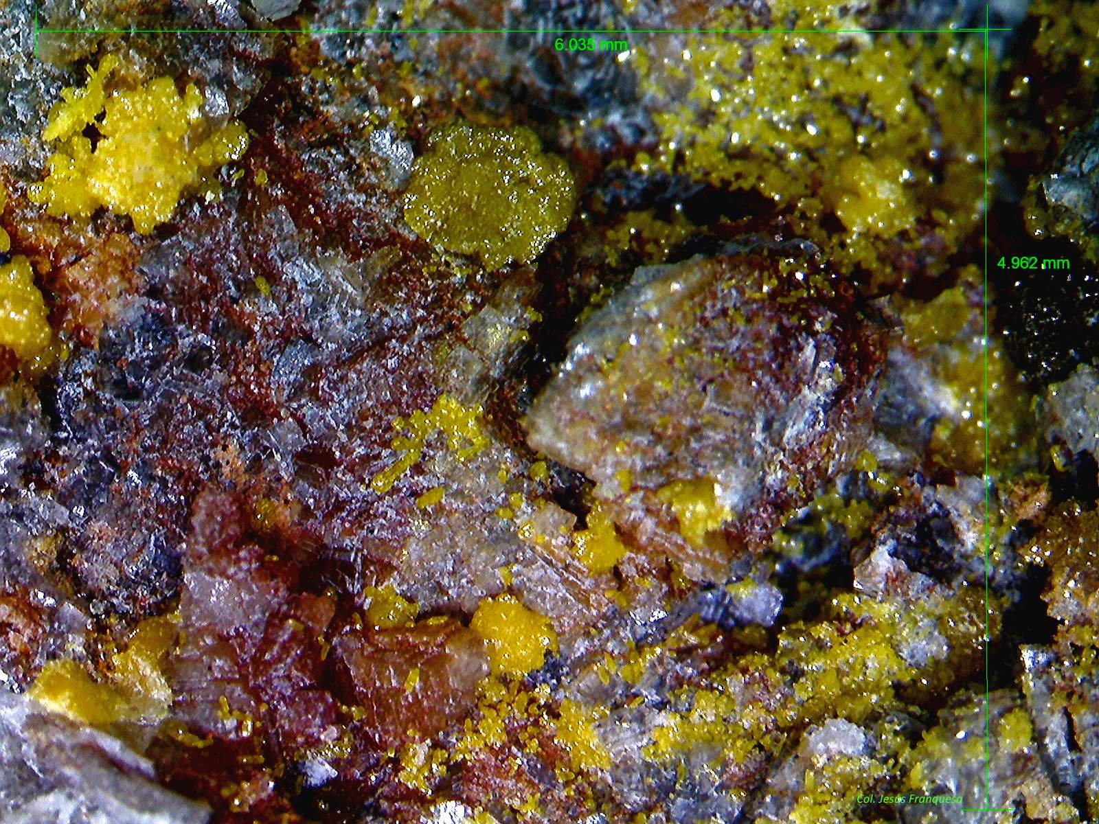 Mimetita.
6´035 x 4´962 mm.
(Autor: Jesus Franquesa Baucells)