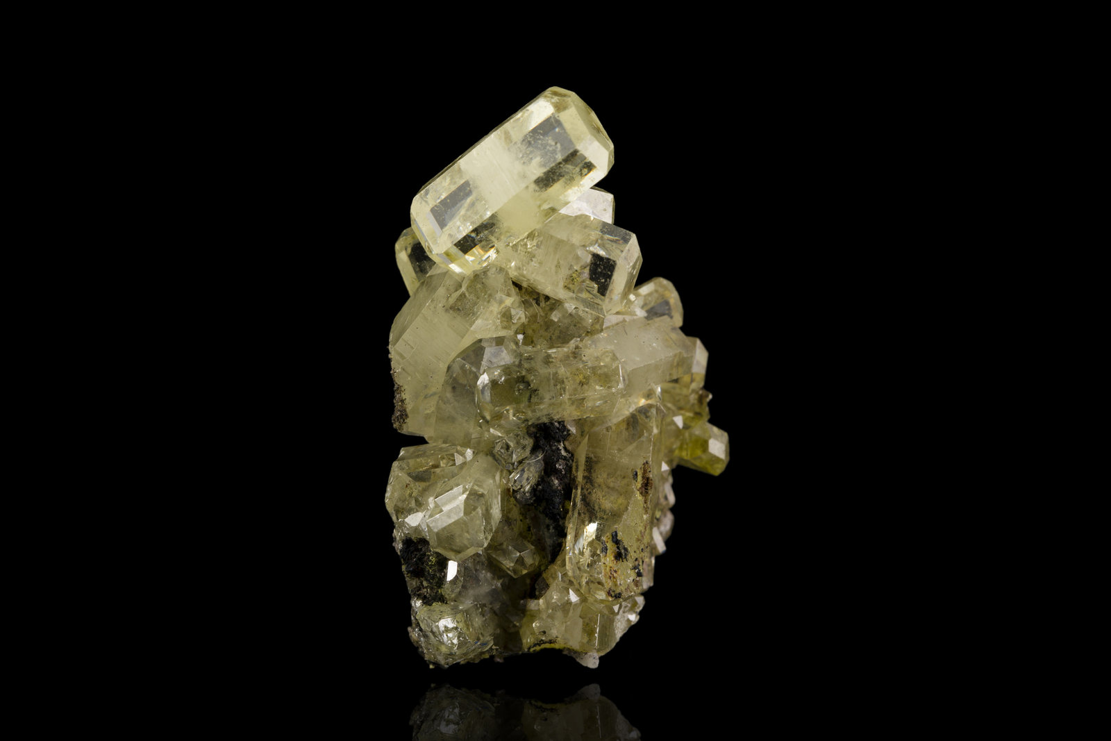 Mimetita
4 x 3 x 3 cm / cristal principal: 1.5 cm
(Autor: Museo MIM)