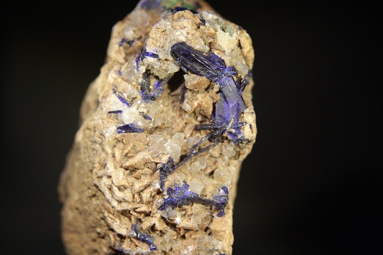 Azurita
Cristal de 2 cm.
(Autor: minero1968)
