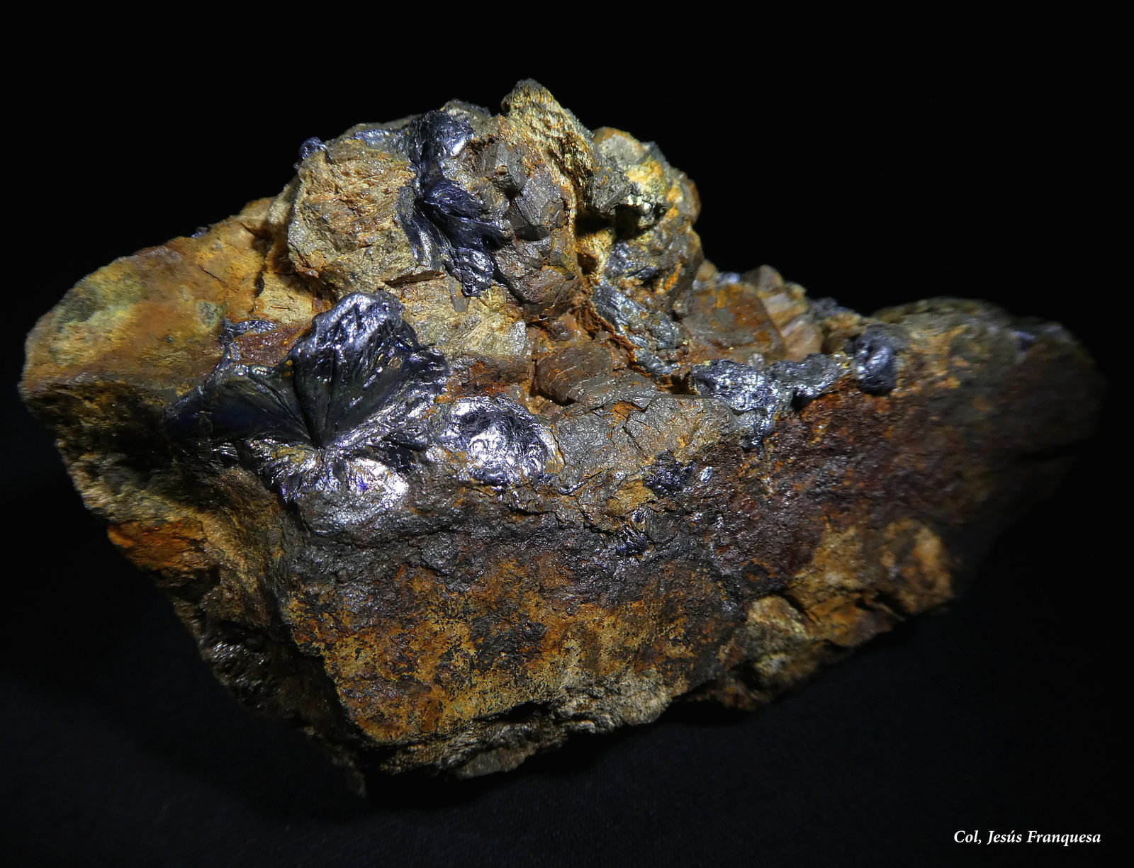 Molibdenita.
80x45 mm.
(Autor: Jesus Franquesa Baucells)