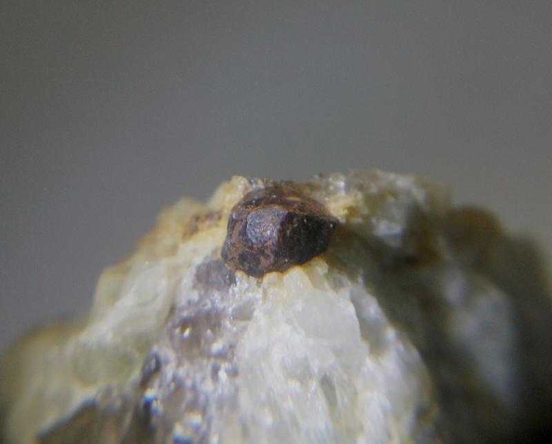 Monacita
Cristal 8 mm.
(Autor: Nieves)