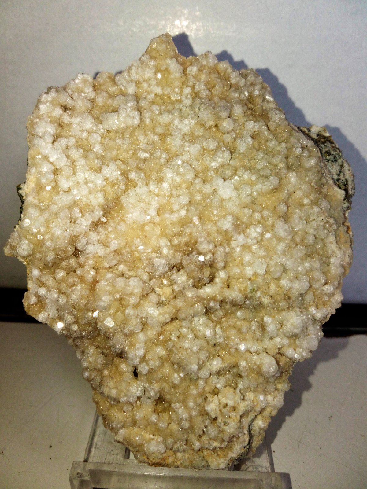 Analcima
9x6,5 cm.
(Autor: Adri Rodríguez)