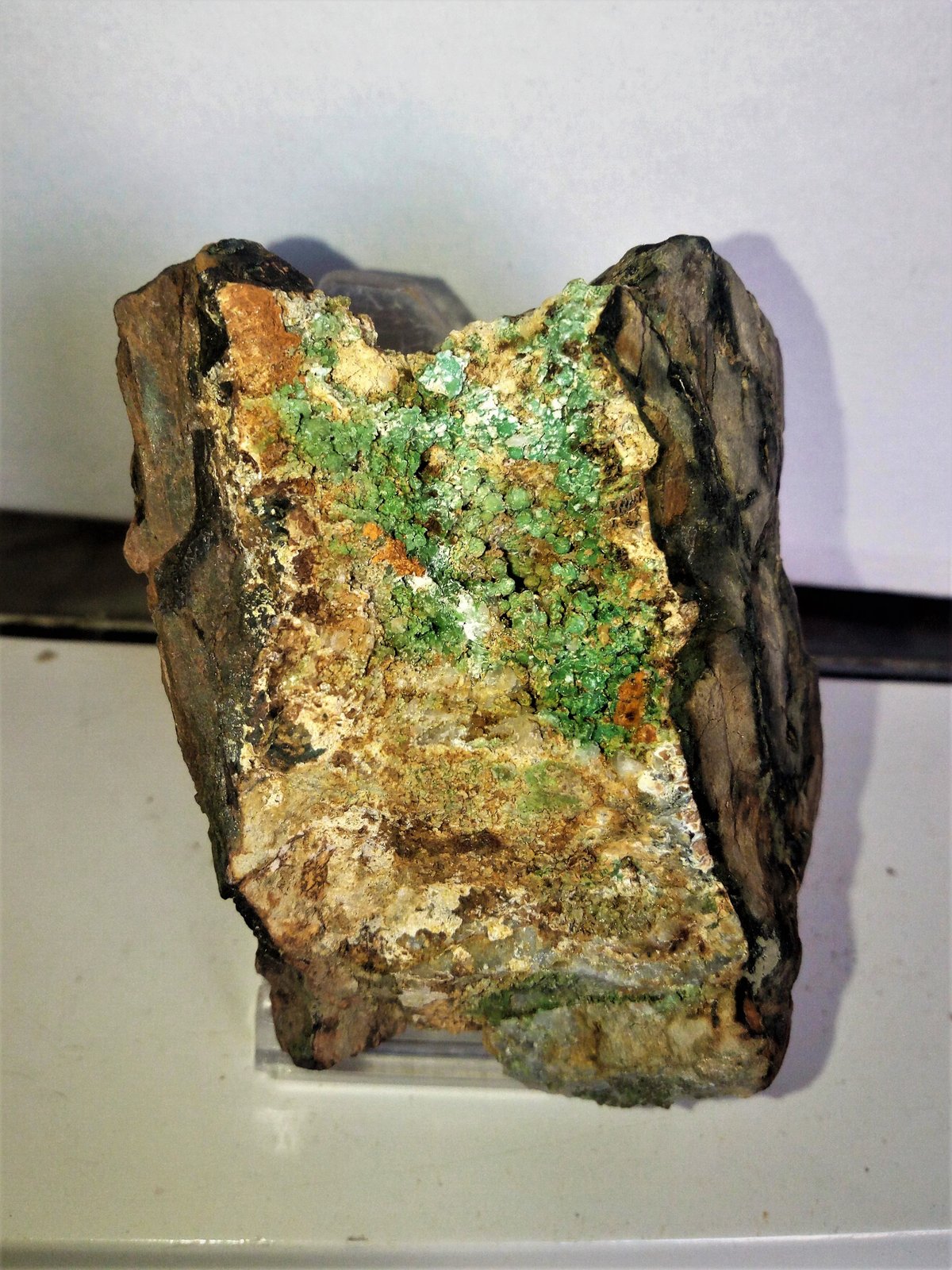 Montgomeryita
7x5 cm.
(Autor: Adri Rodríguez)