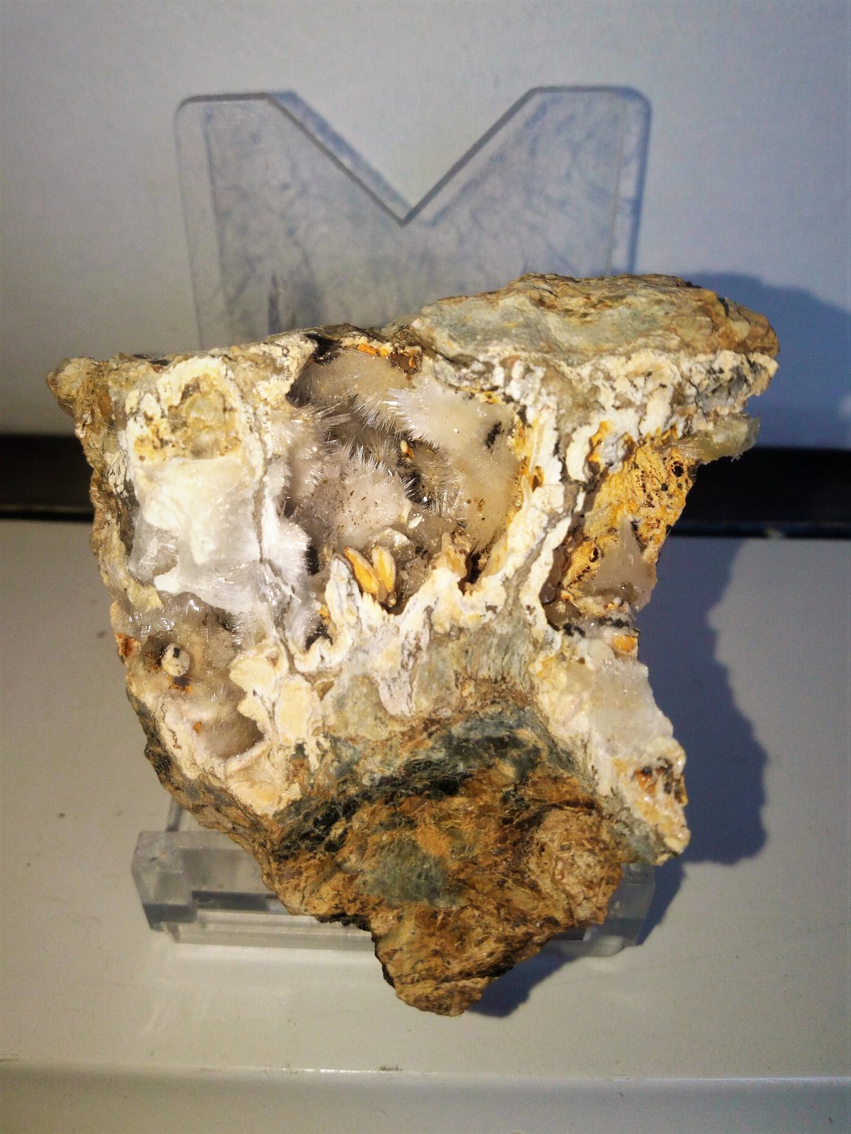 Aragonito
6x5 cm.
(Autor: Adri Rodríguez)