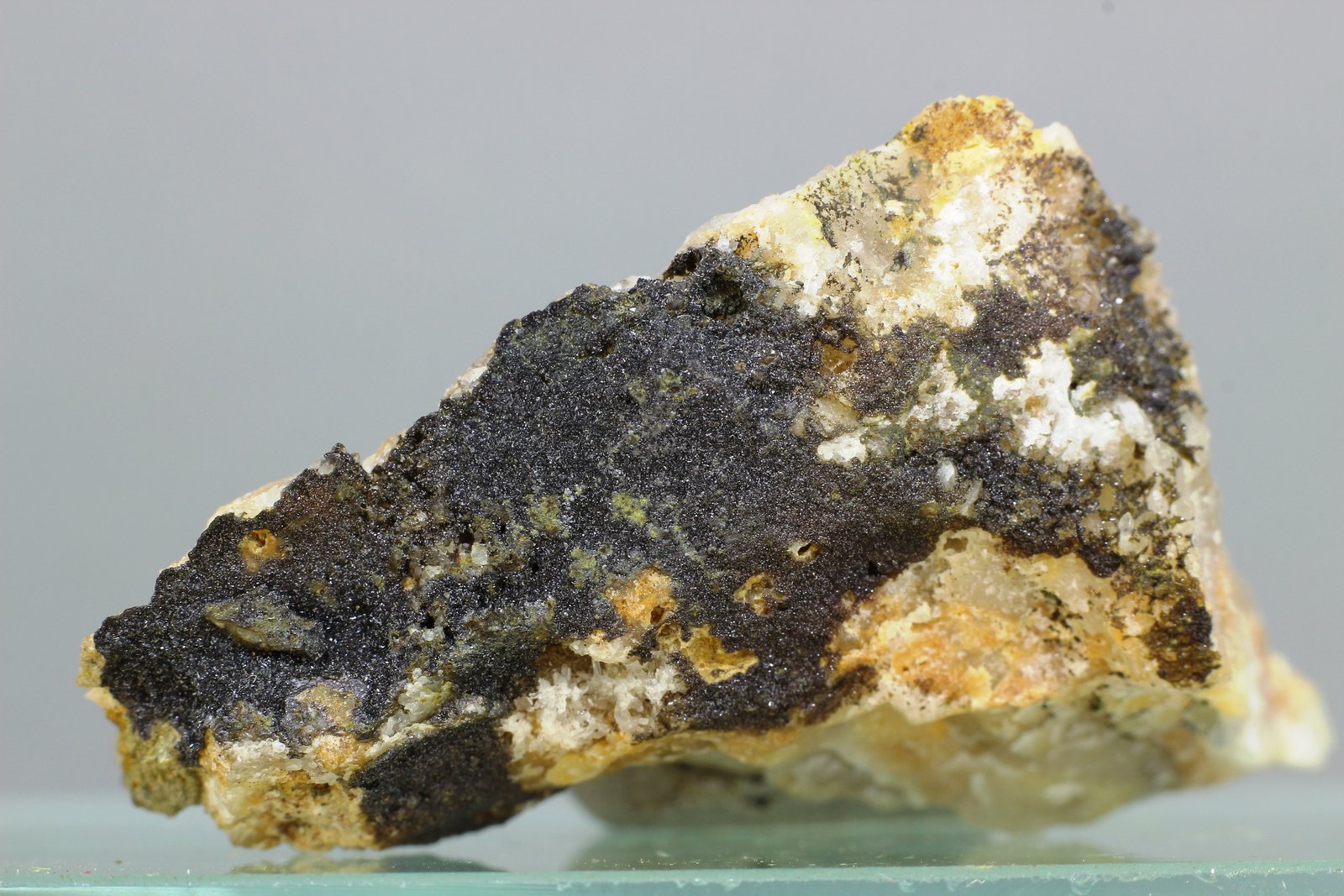 Mottramita
36x20 mm
(Autor: Juan Espino)