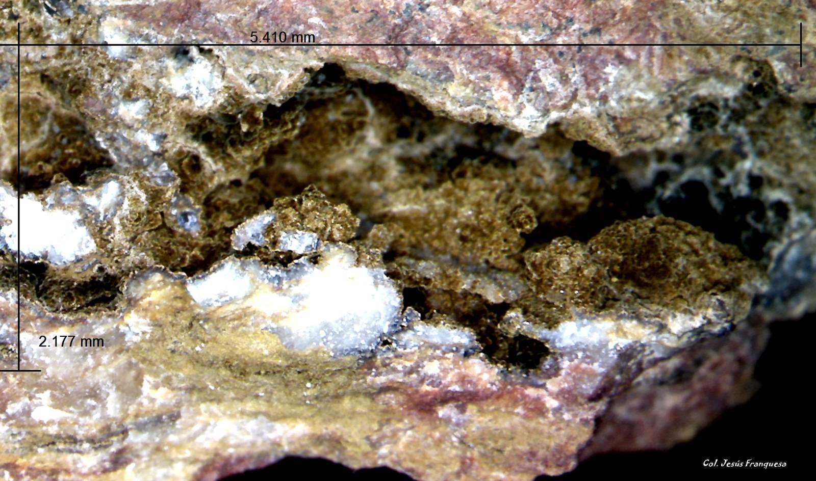 Mottramita
5´410 x 2´177 mm.
(Autor: Jesus Franquesa Baucells)