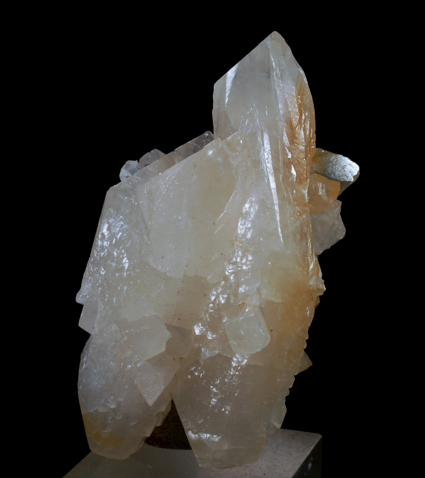 Calcita
6,0 x 3,5 x 2,8 cms
(Autor: Joan Martinez Bruguera)