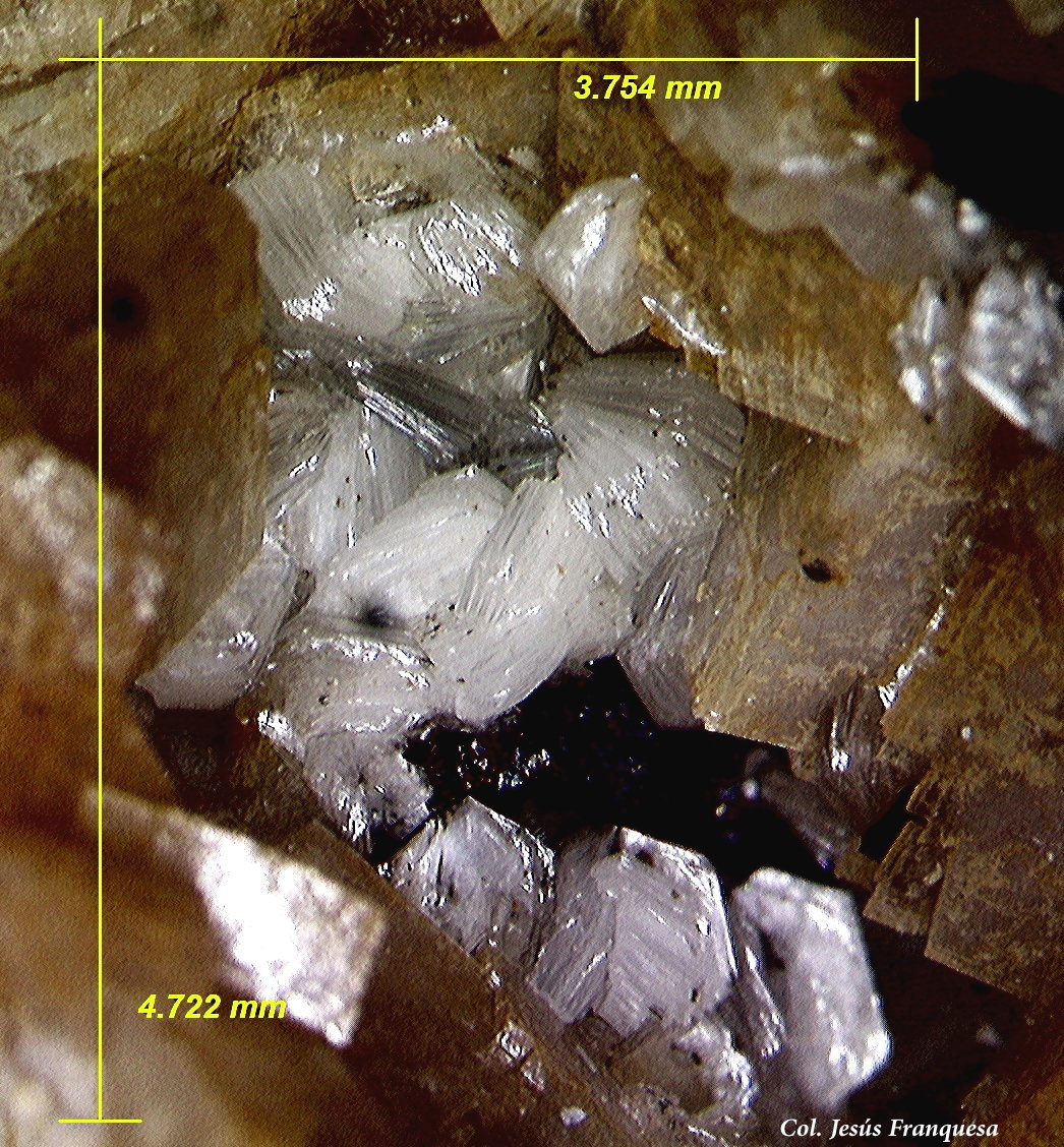 Nacrita
4´72x3´75 mm.
(Autor: Jesus Franquesa Baucells)