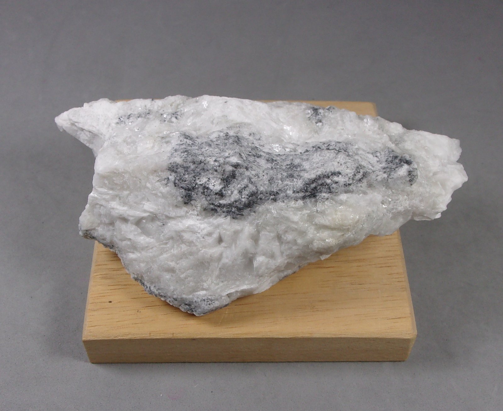 Naumannita
10,5 x 5,5 x 4 cm.
(Autor: J. G. Alcolea)