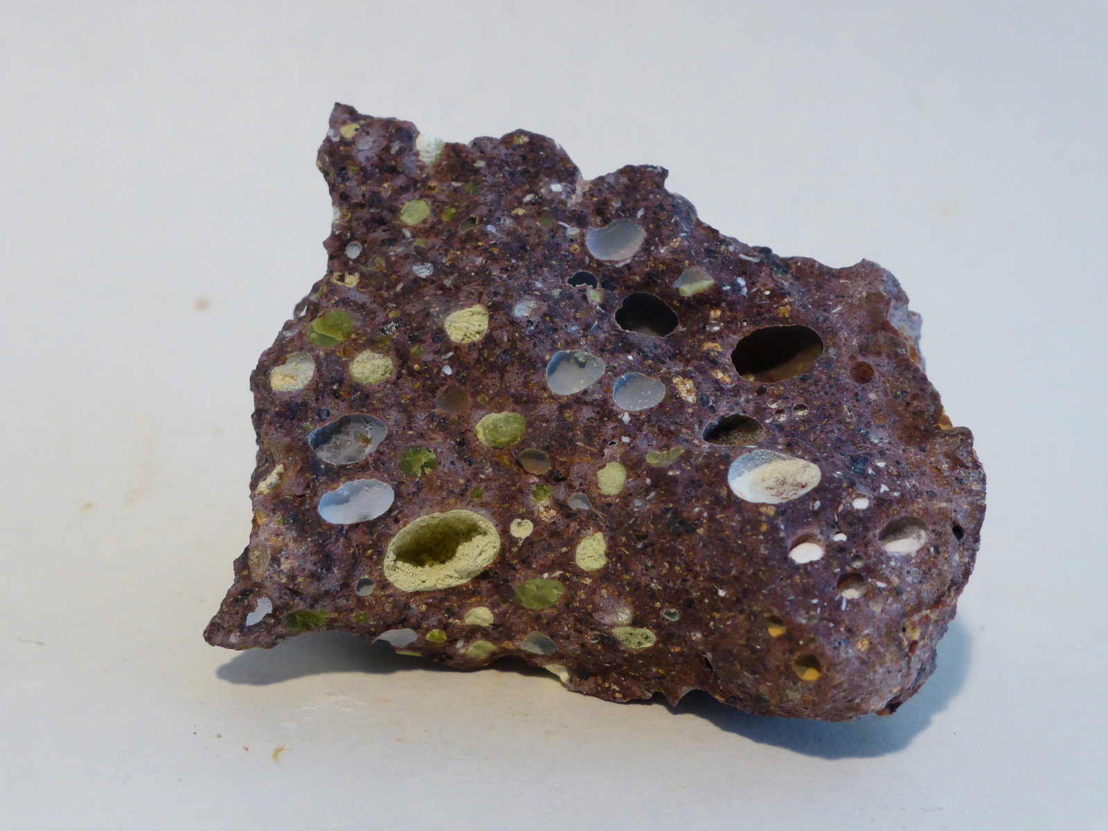 Nontronita (variedad nontronita cálcica)
4.5x3.5 cm
(Autor: Ander Ispizua Juan)