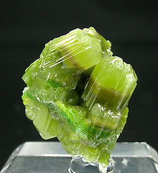 Piromorfita
1.6 × 1.3 × 0.9 cm
(Autor: Inma)