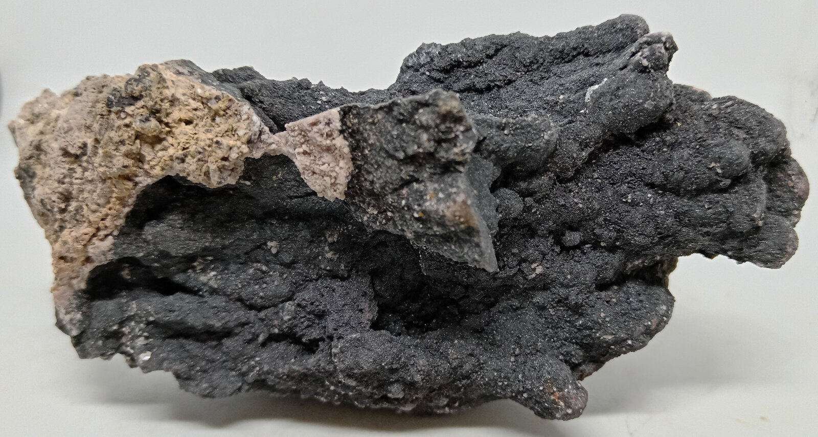 Nsutita
Otongo, Molango de Escamilla, Hidalgo, México
100x40x45 mm.
(Autor: Luis Edmundo Sánchez Roja)