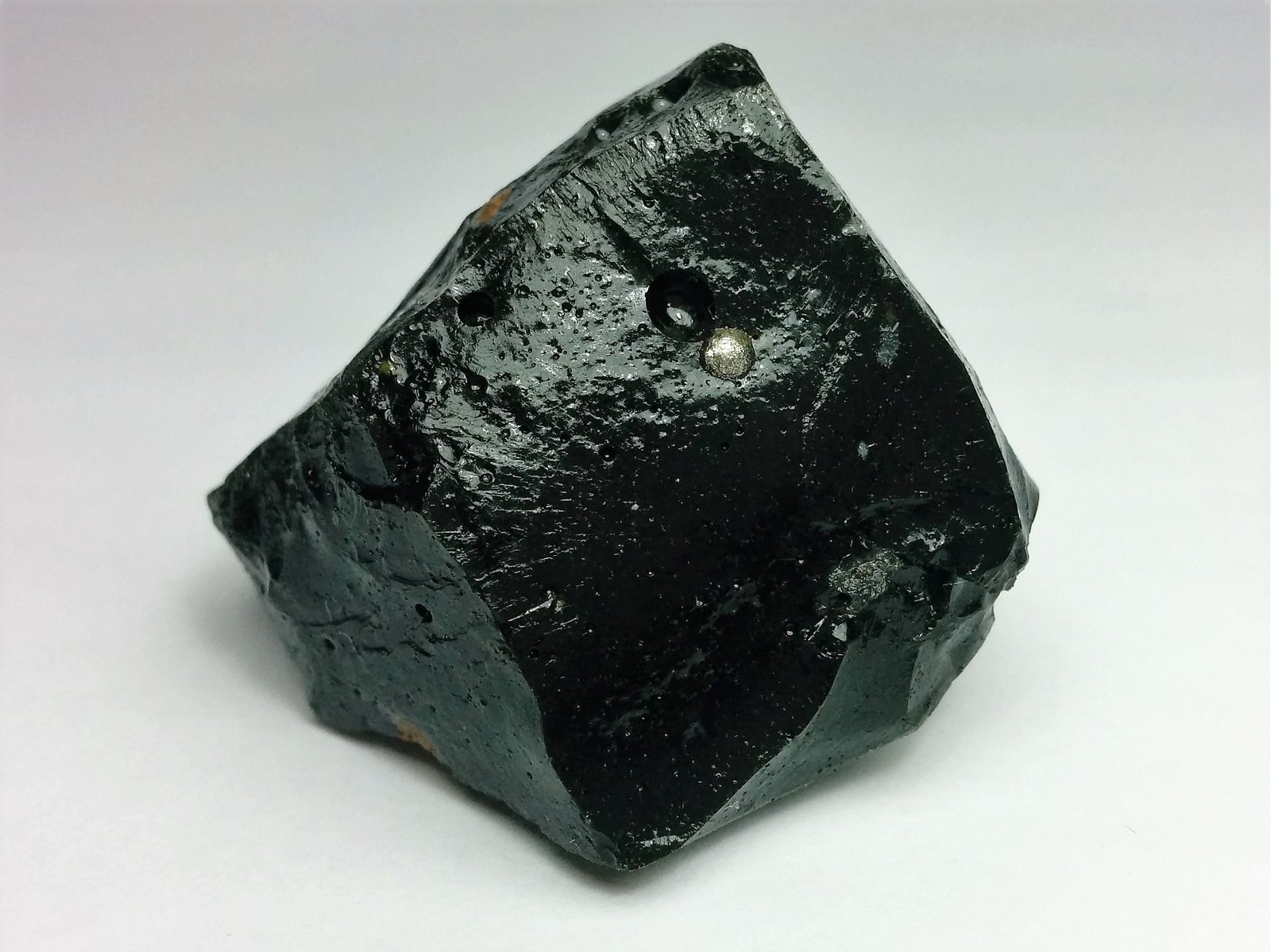 Obsidiana
3 x 3 cm
(Autor: FranHB)