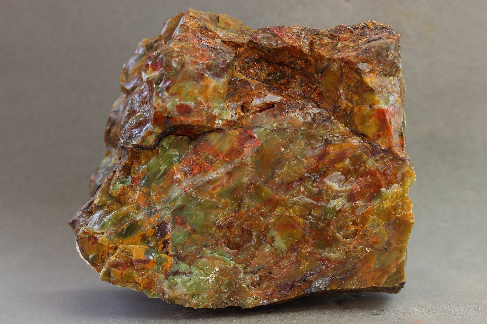 Ópalo
80X58X47 mm
(Autor: Juan Espino)