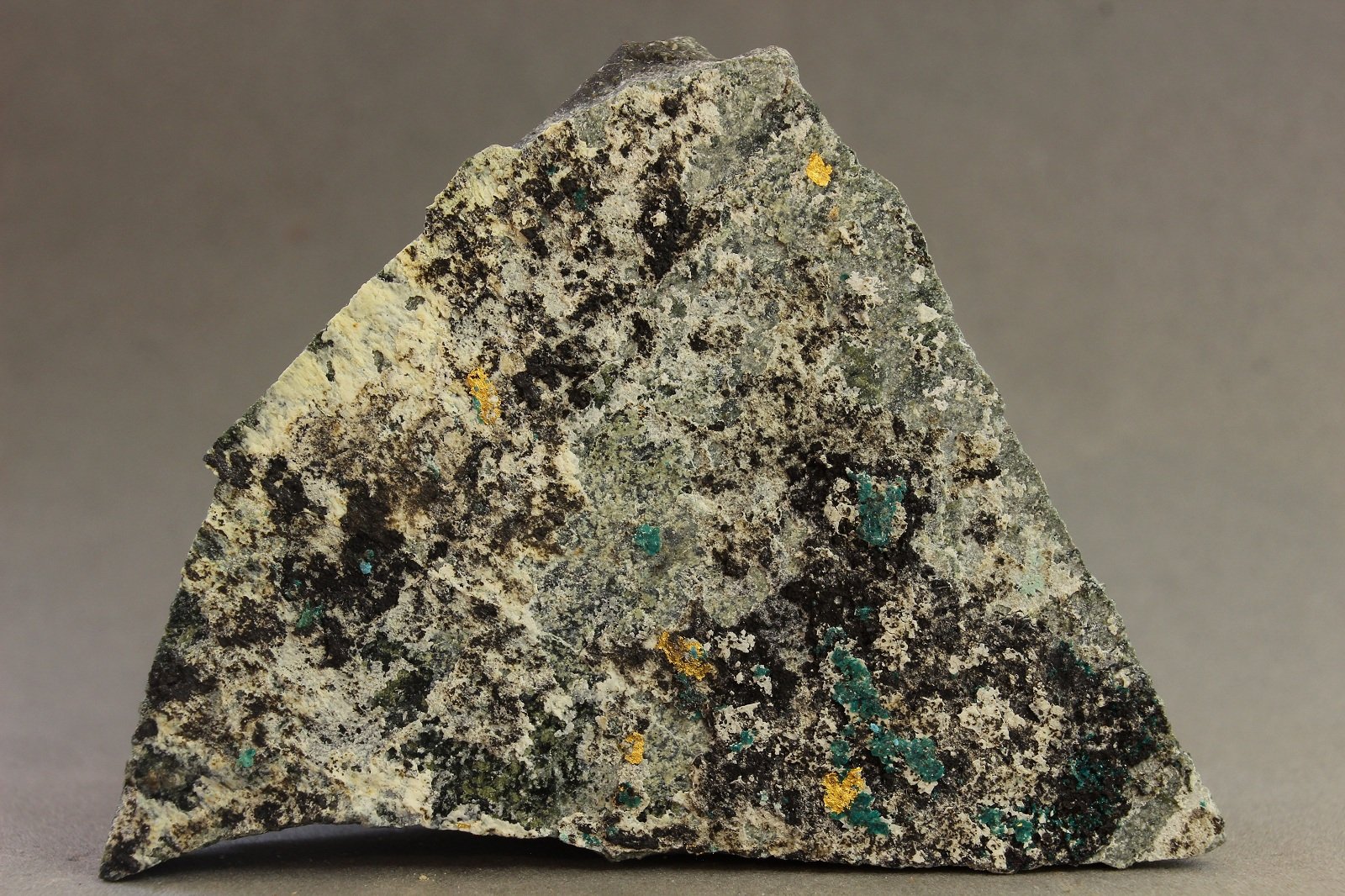 Oro
53x54x34 mm
(Autor: Juan Espino)