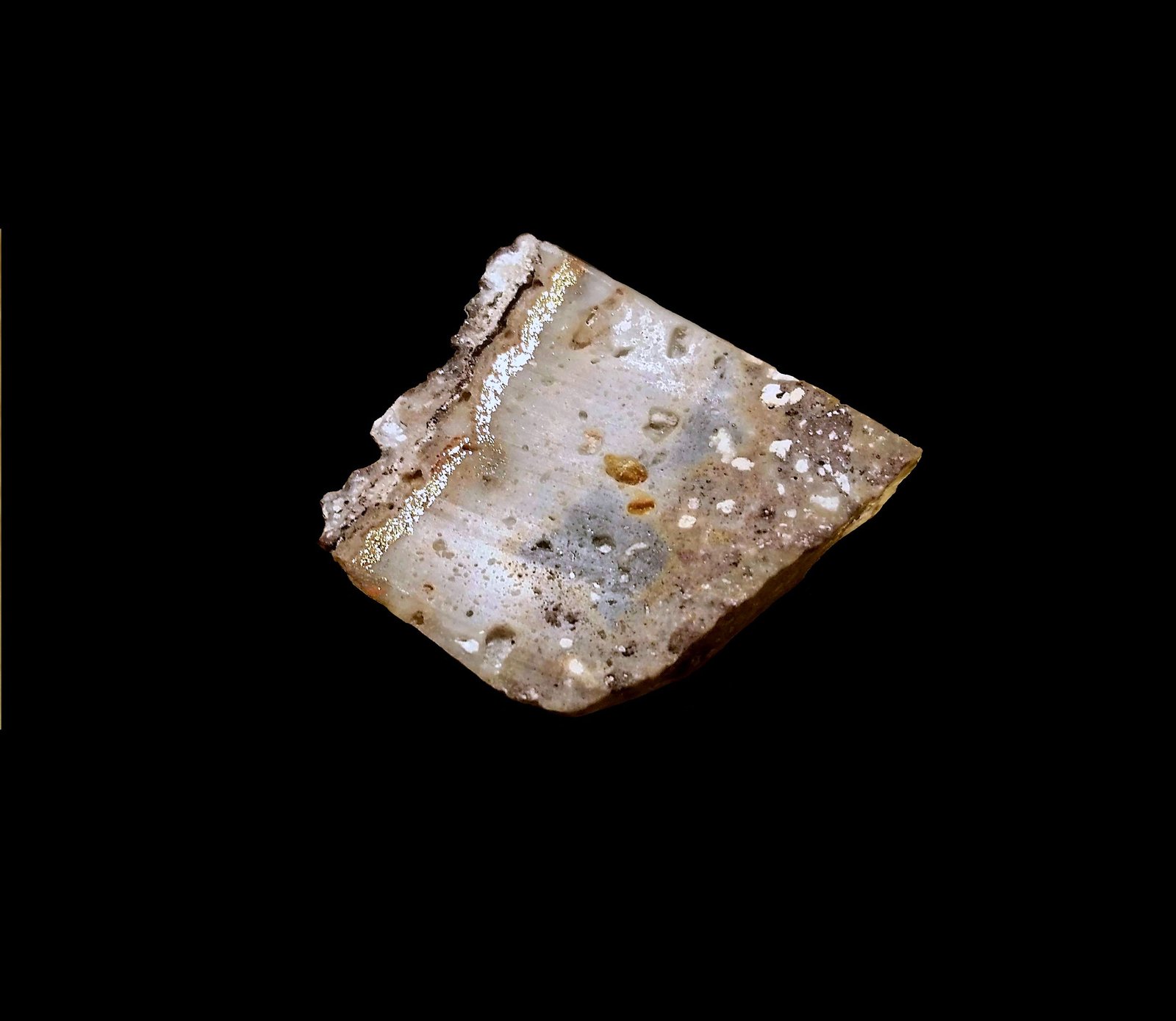 Oro
3,7x3,2x1,1 cm.
(Autor: Nacho)