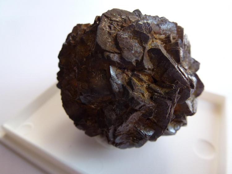 Limonita pseudomorfa de Pirita
5 x 4 cm.
(Autor: javier ruiz martin)