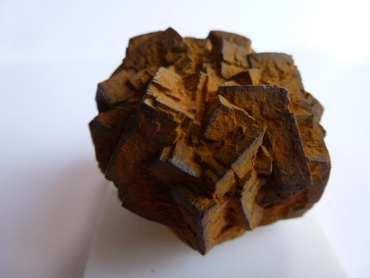 Limonita pseudomorfa de Pirita
6 x 4 cm.
(Autor: javier ruiz martin)