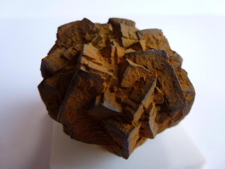 Limonita pseudomorfa de Pirita
5 x 4 cm.
(Autor: javier ruiz martin)