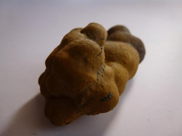 Limonita pseudomorfa de Pirita
4 x 4 cm.
(Autor: javier ruiz martin)