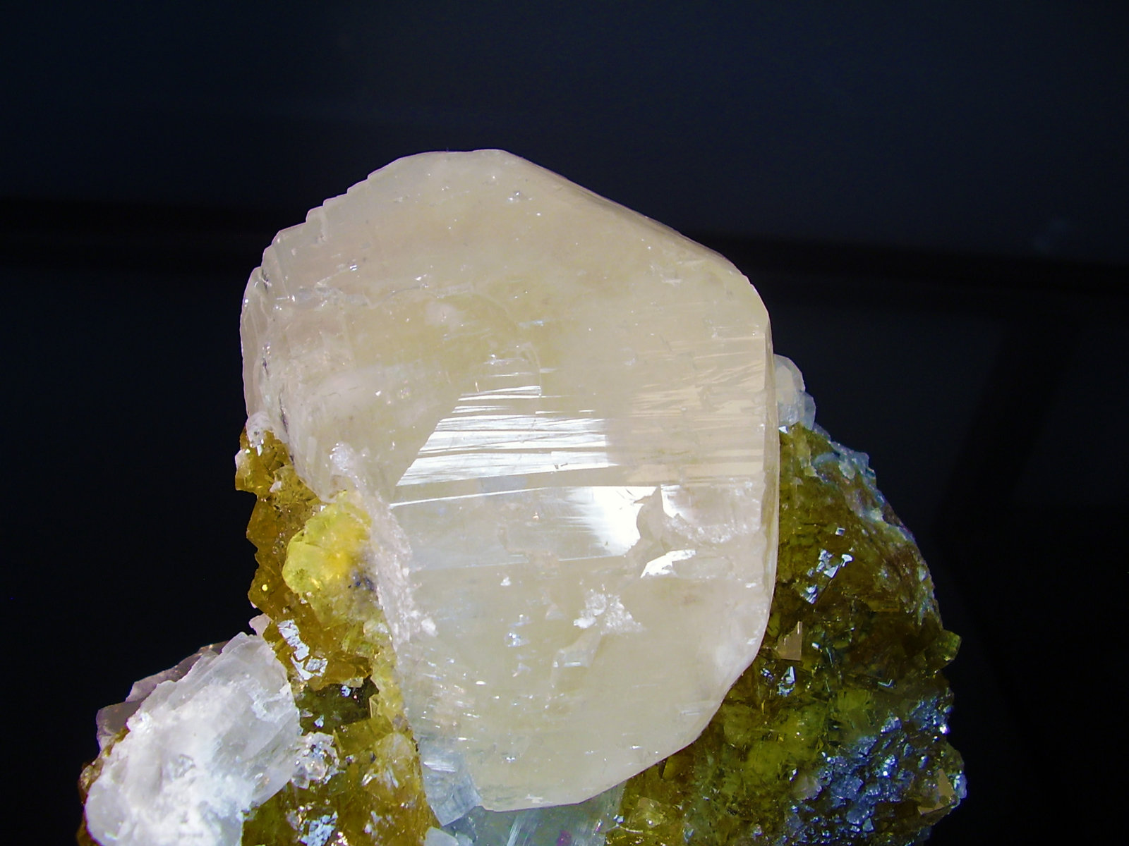 Calcita, Fluorita
13,5x13 cm
(Autor: geoalfon)