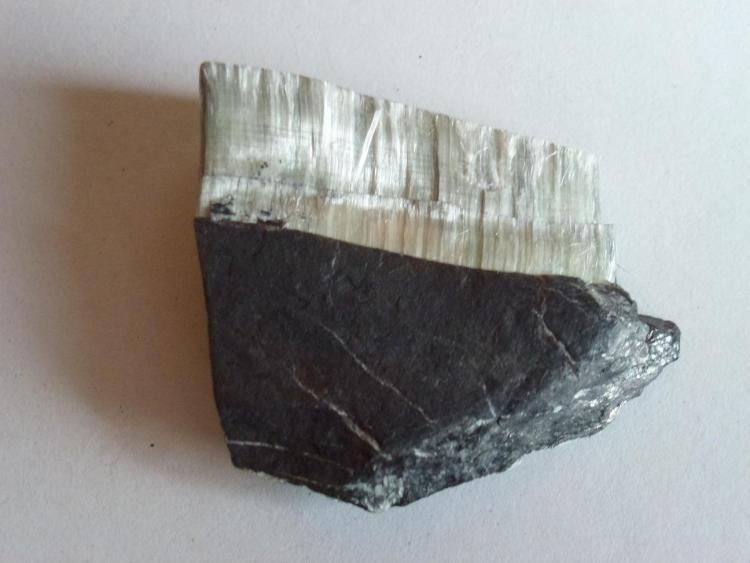 Crisotilo, Grafito
4 x 4 cm.
(Autor: javier ruiz martin)