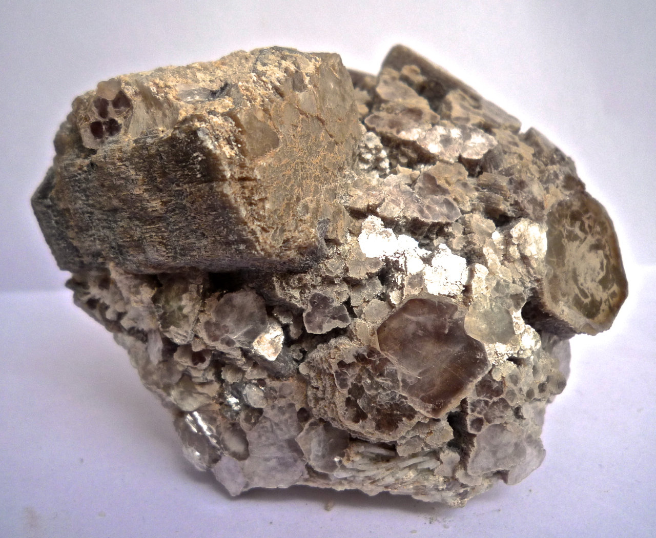 Lepidolita
10 x 8 x 7 cm
(Autor: María Jesús M.)