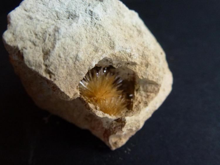 Aragonito
3 x 3 cm.
(Autor: javier ruiz martin)