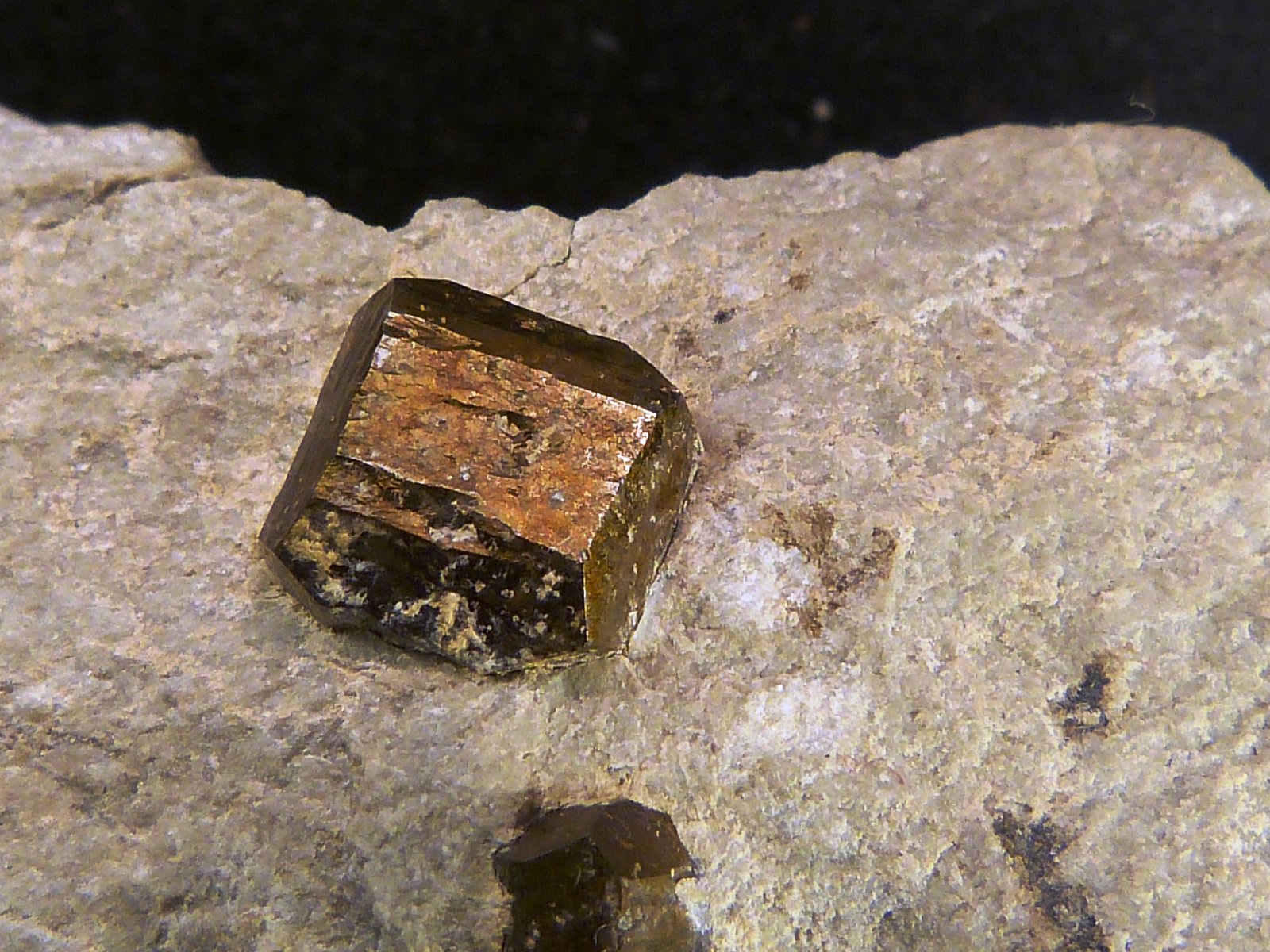 Pirita
6 x 6 x 4 cm.
(Autor: Felipe Abolafia)