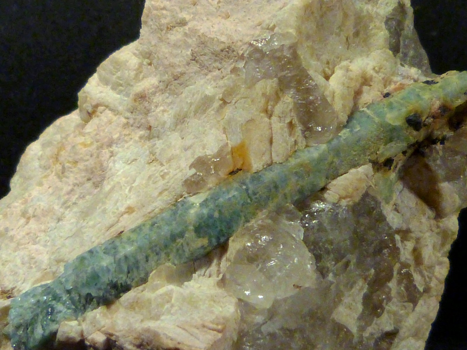 Berilo
6 x 7 x 6 cm.
(Autor: Felipe Abolafia)