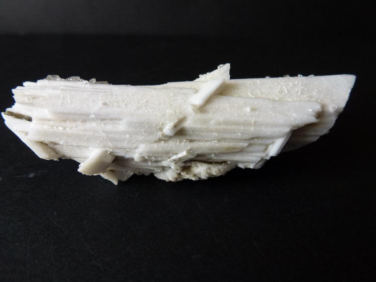 Laumontita con Apofilita
5 x 2,5 cm.
(Autor: javier ruiz martin)