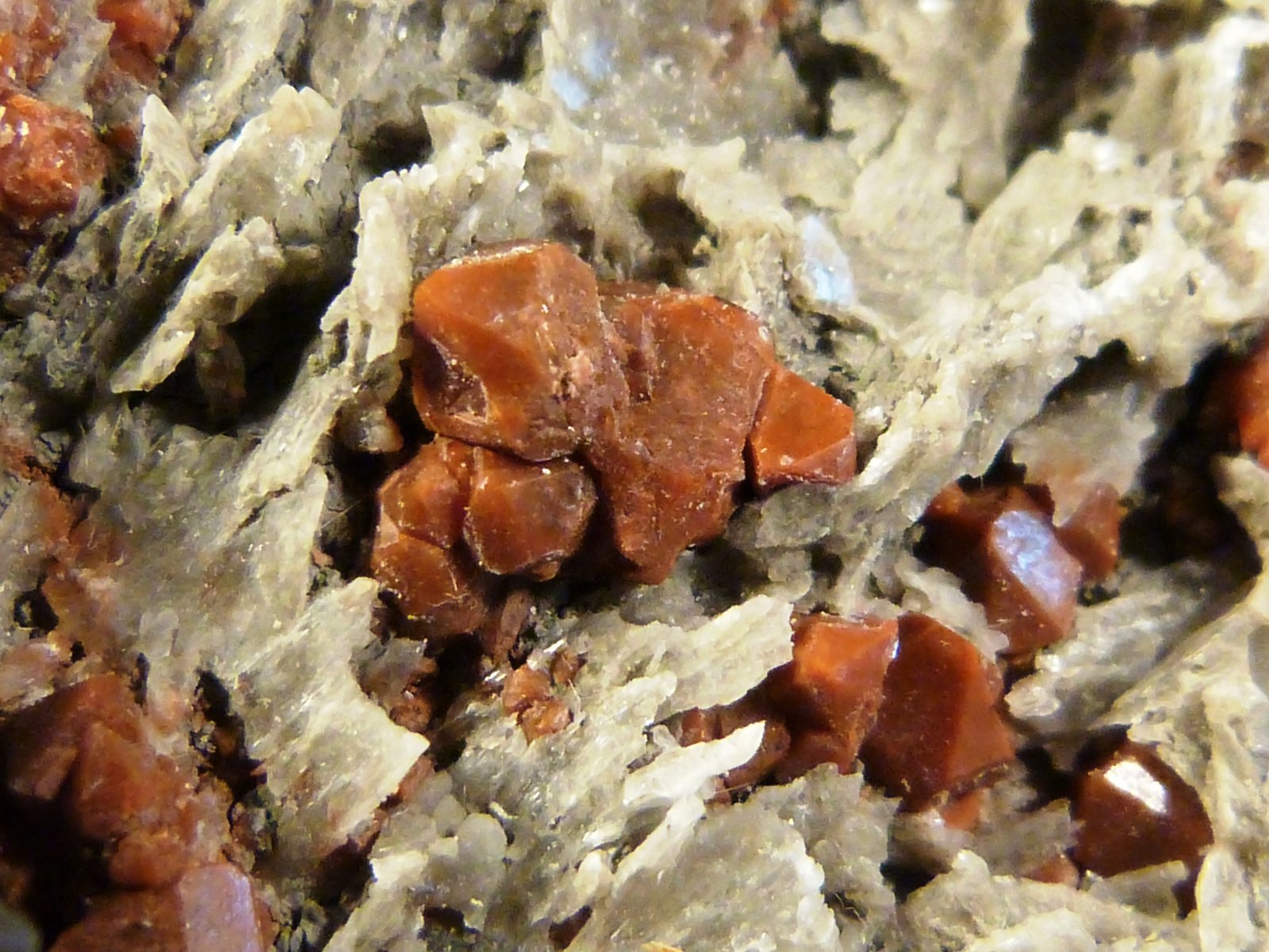 Aragonito
9 x 5 x 7 cm.
(Autor: Felipe Abolafia)