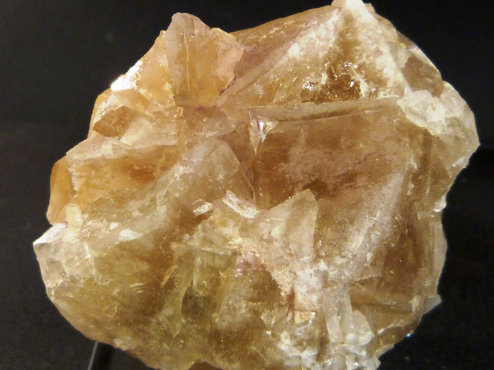 Fluorita
7 x 7 x 5 cm.
(Autor: Felipe Abolafia)