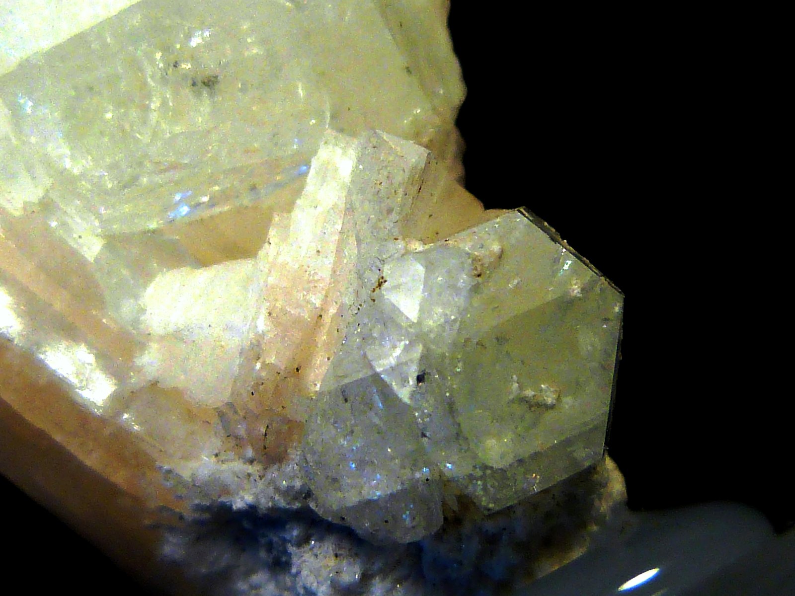 Estilbita
4,5 x 5 x 2,5 cm.
(Autor: Felipe Abolafia)