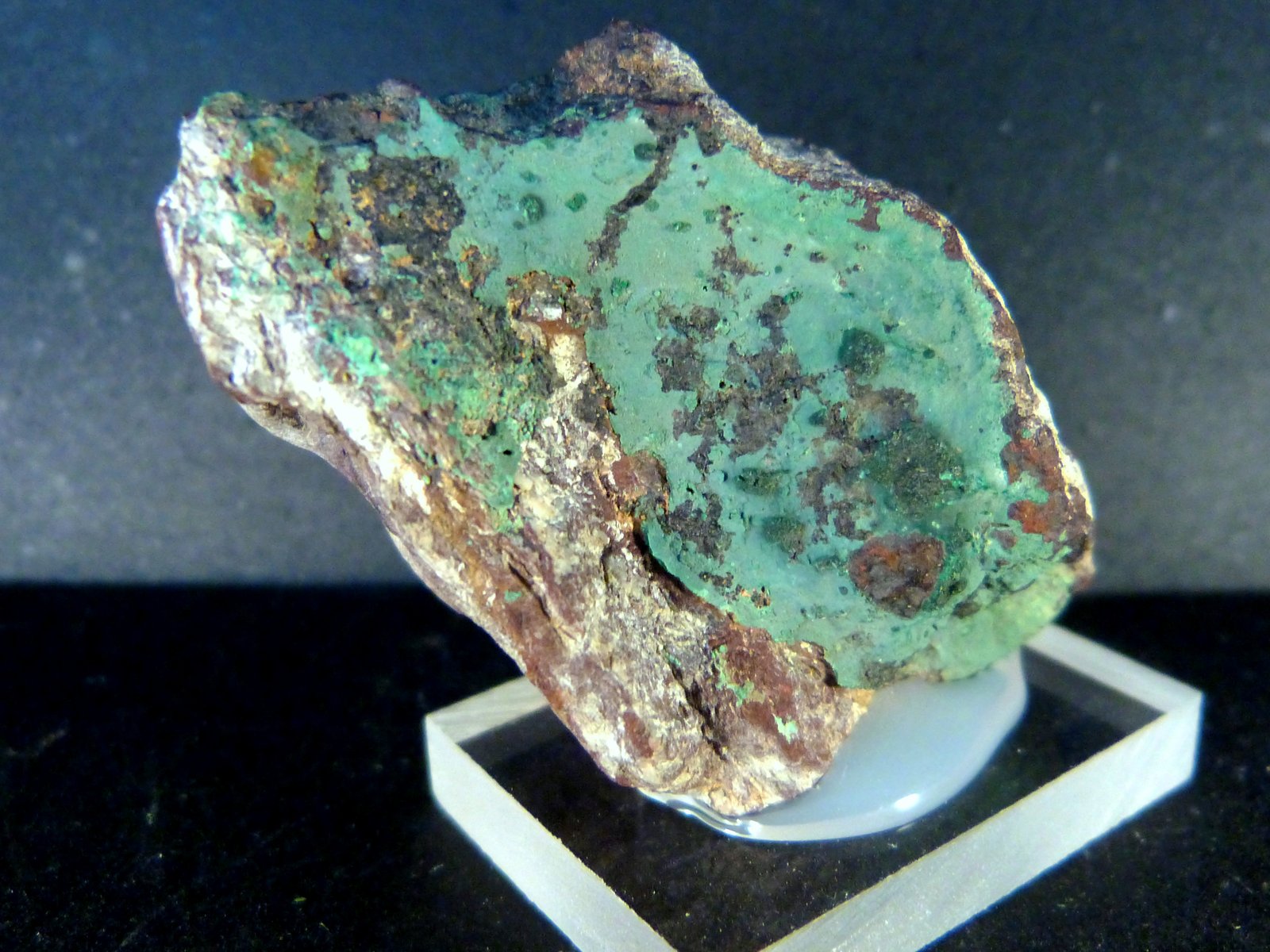 Pseudomalaquita
3 x 4 x 2,5 cm.
(Autor: Felipe Abolafia)
