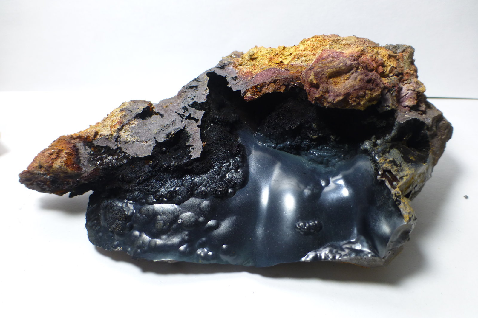 Goethita
11x5cm aprox.
(Autor: heat00)