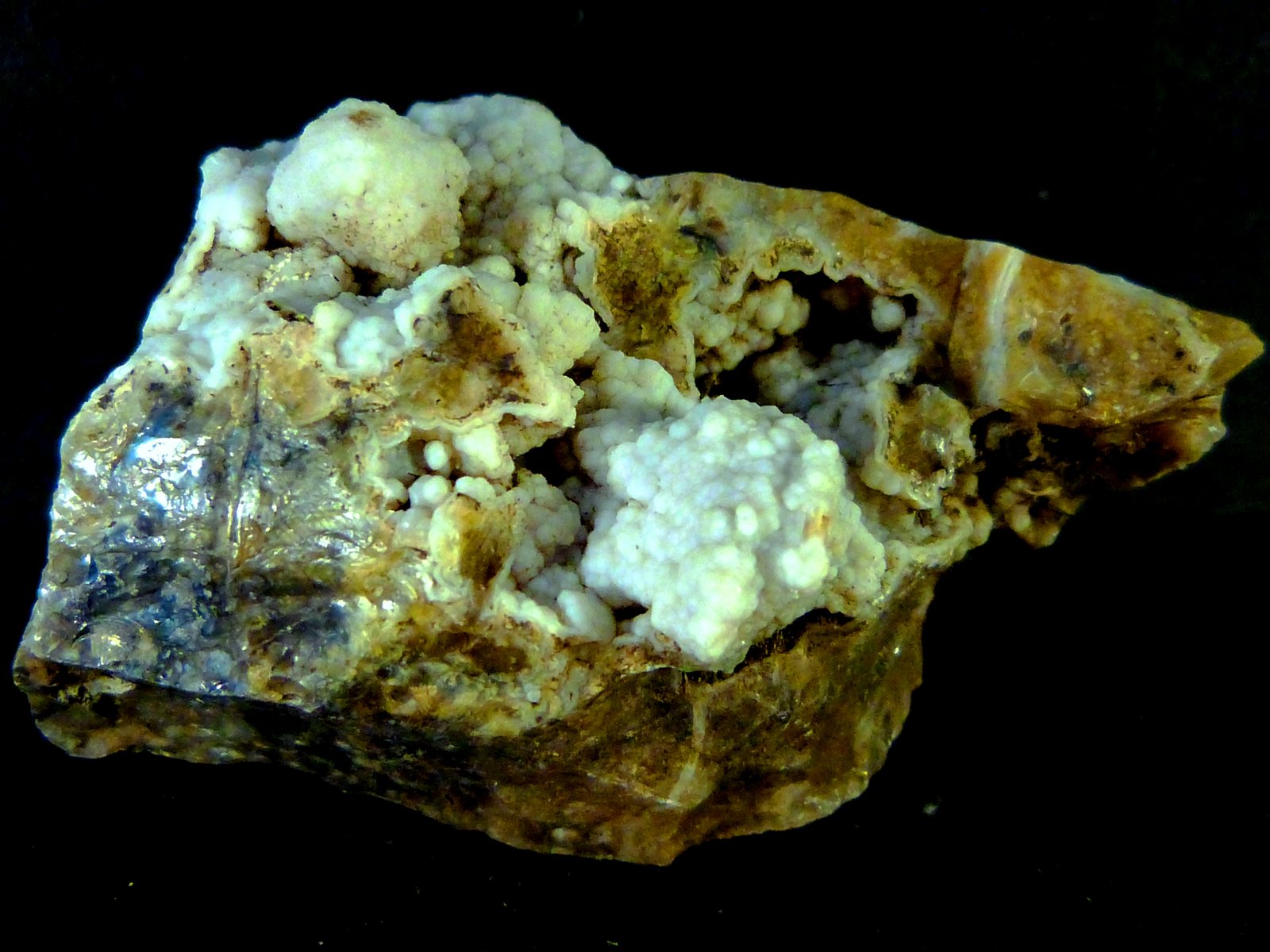 Cuarzo (variedad calcedonia)
5,5 x 4 x 4 cm.
(Autor: Felipe Abolafia)
