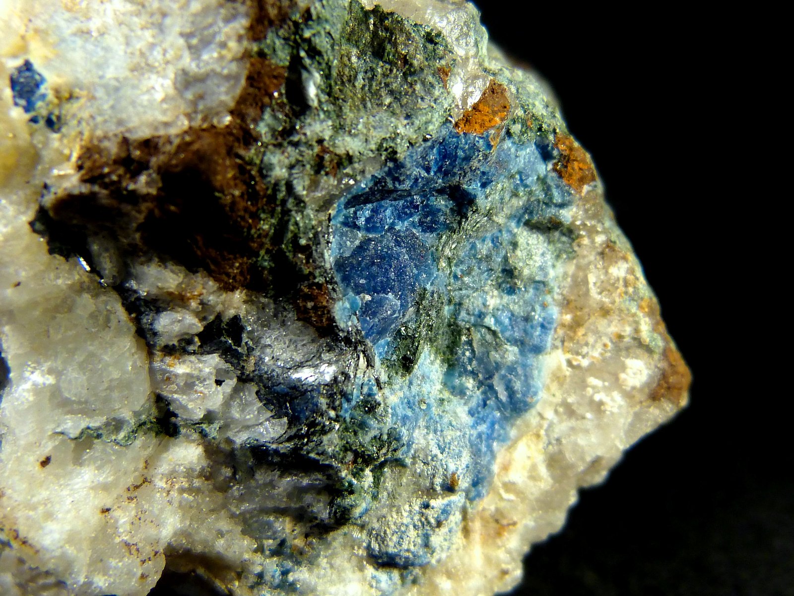 Lazulita
12 x 7 x 6 cm.
(Autor: Felipe Abolafia)