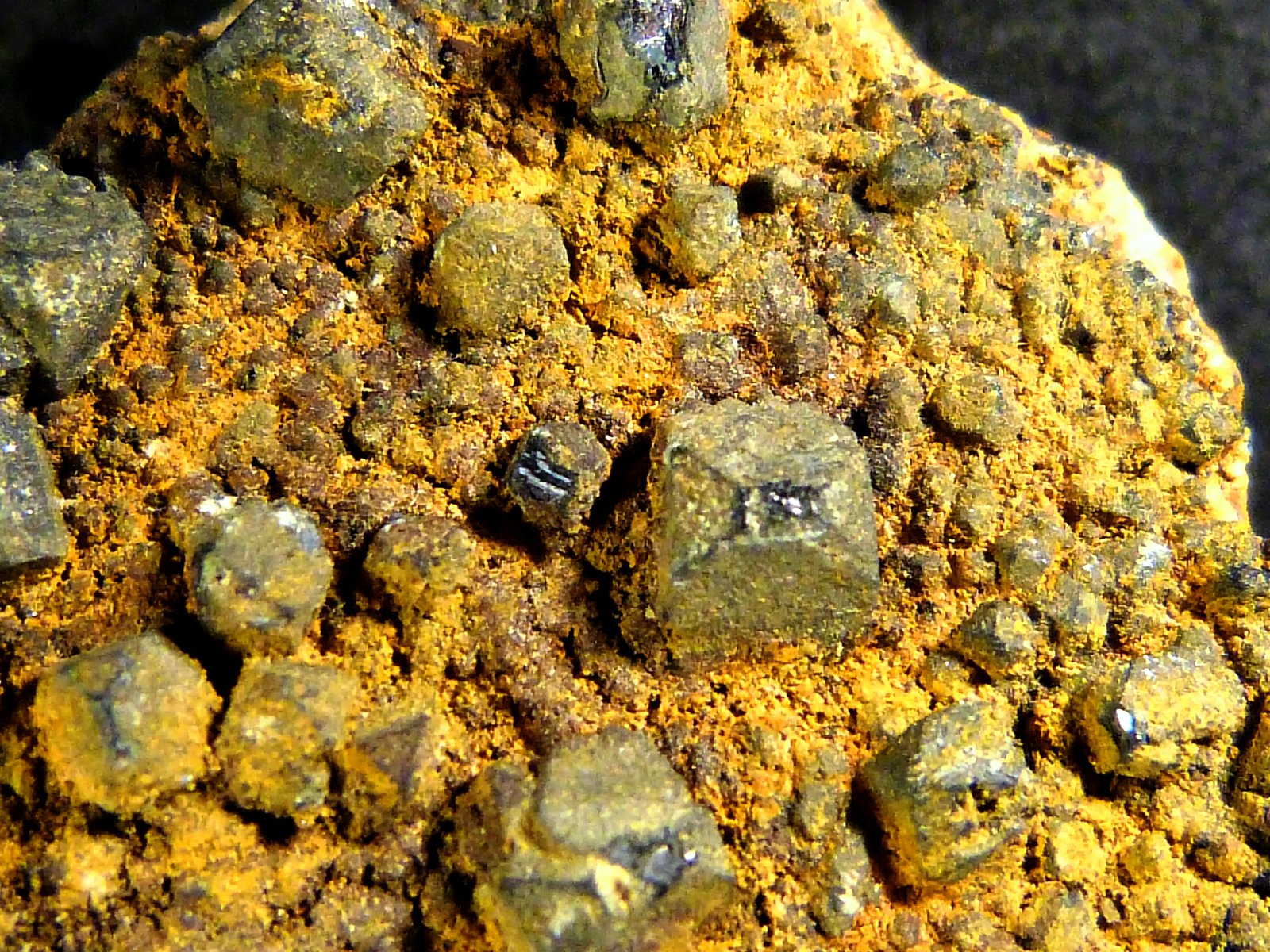 Galena
5 x 7,5 x 2 cm.
(Autor: Felipe Abolafia)