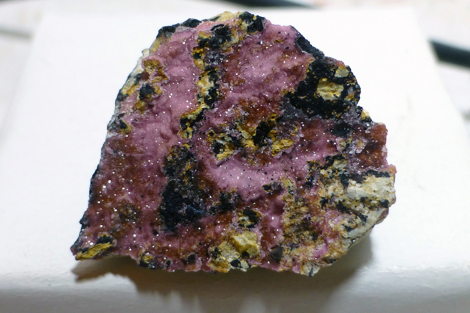 Smithsonita
1,9x1,8cm
(Autor: heat00)