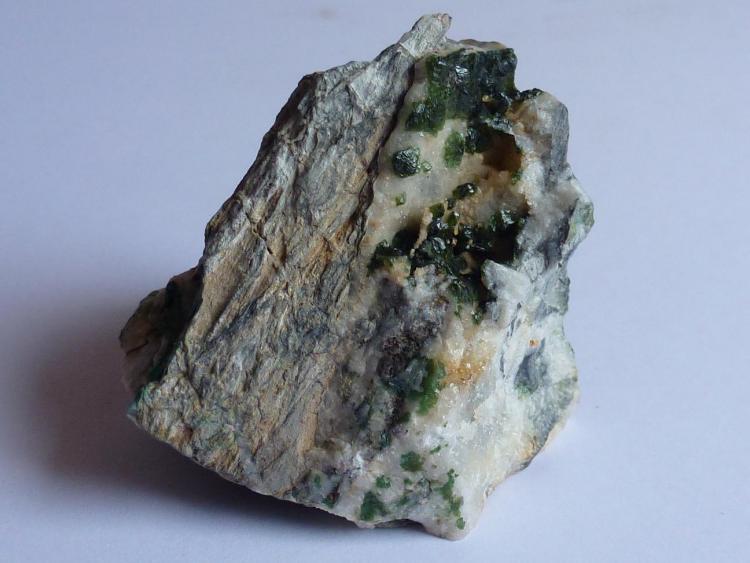 Libethenita en Cuarzo
4 x 4,5 cm.
(Autor: javier ruiz martin)
