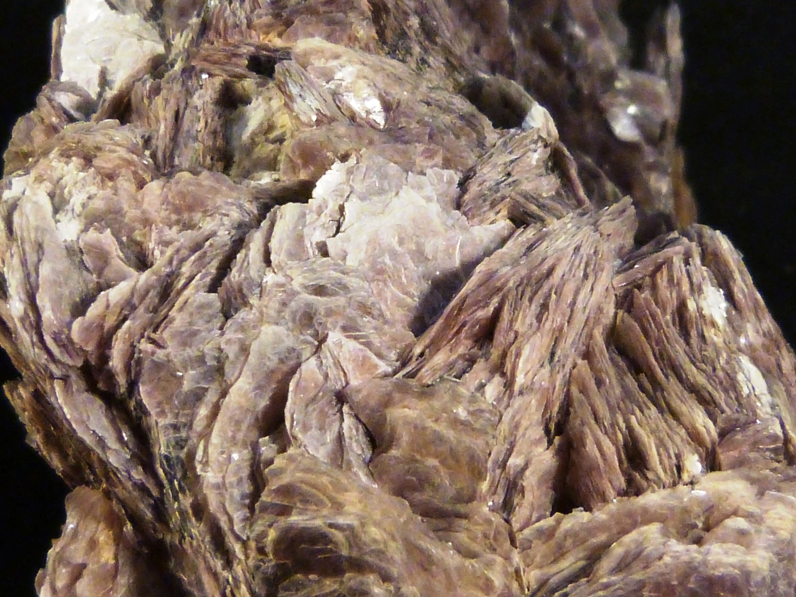 Lepidolita
8 x 13 x 7 cm.
(Autor: Felipe Abolafia)