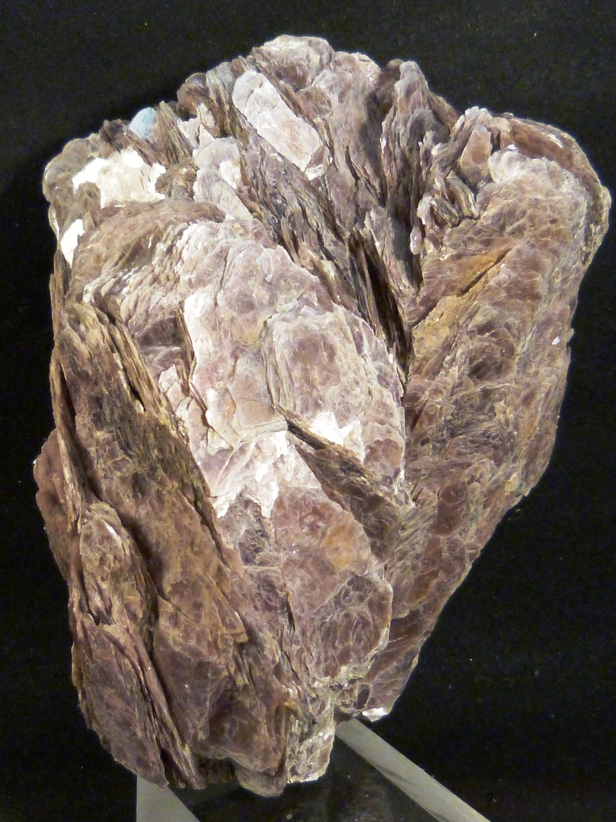Lepidolita
8 x 13 x 7 cm.
(Autor: Felipe Abolafia)