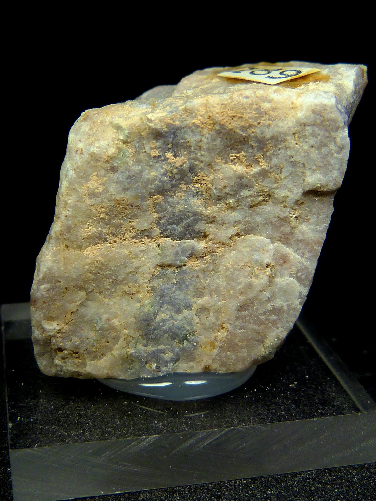 Dumortierita
2 x 2,5 x 2 cm.
(Autor: Felipe Abolafia)