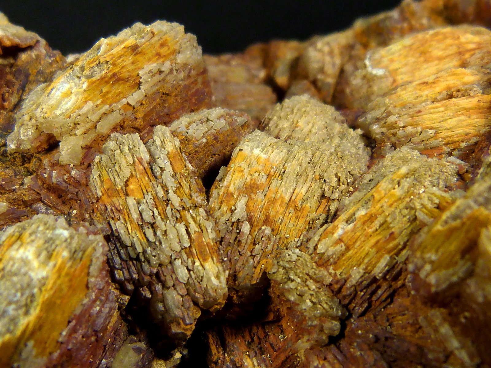 Baritina
14 x 8 x 10 cm.
(Autor: Felipe Abolafia)