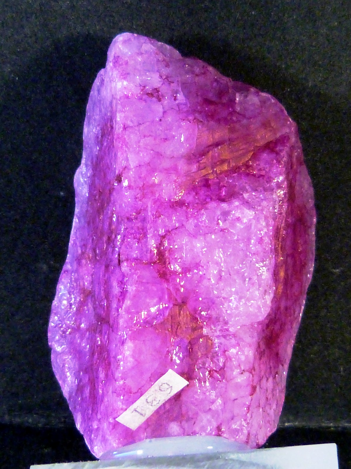 Cuarzo (variedad cuarzo rosa)
4,5 x 6 x 3,5 cm.
(Autor: Felipe Abolafia)