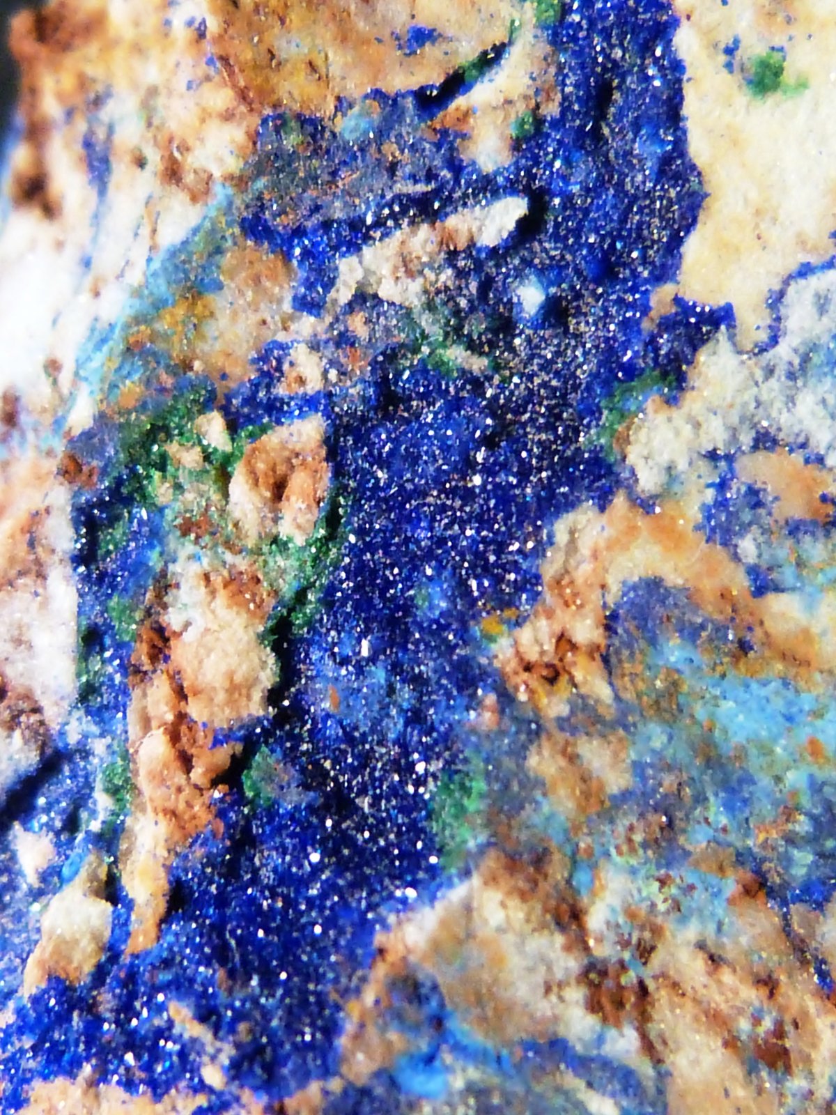 Azurita
5,5 x 10 x 3 cm.
(Autor: Felipe Abolafia)