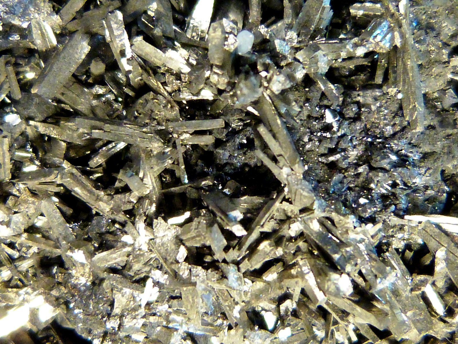 Arsenopirita
5,5 x 3 x 7 cm.
(Autor: Felipe Abolafia)