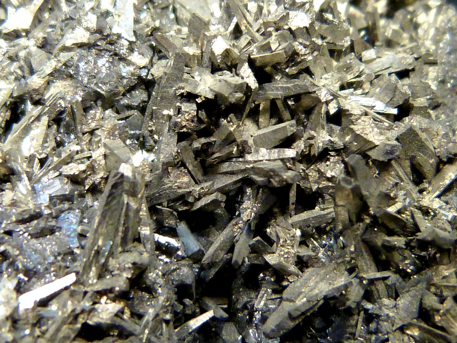 Arsenopirita
5,5 x 3 x 7 cm.
(Autor: Felipe Abolafia)