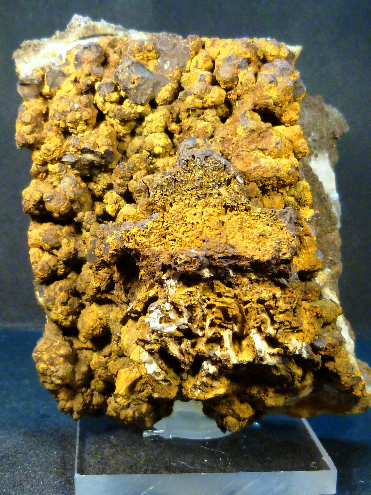 Goethita
7 x 8 x 4 cm.
(Autor: Felipe Abolafia)
